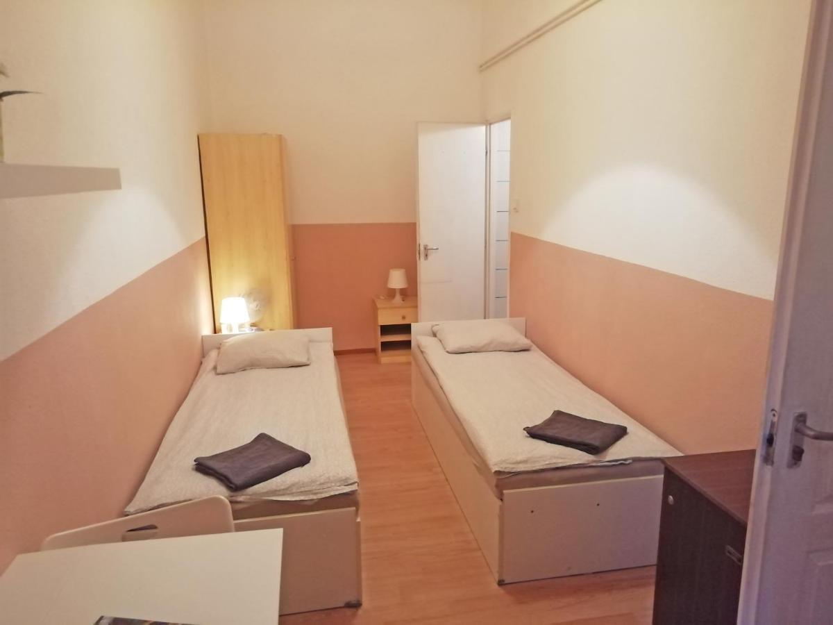 Opera Guesthouse بودابست المظهر الخارجي الصورة
