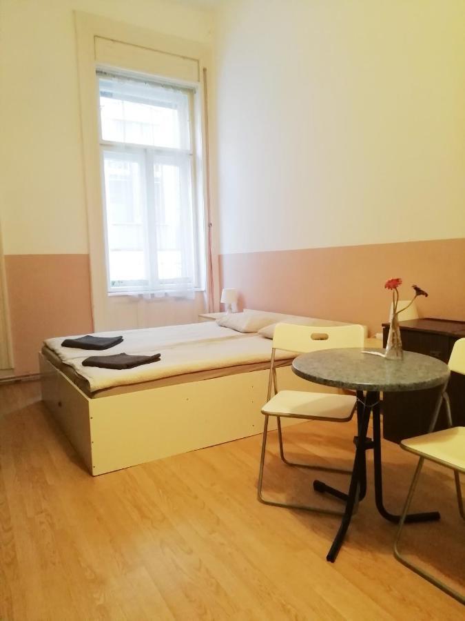 Opera Guesthouse بودابست المظهر الخارجي الصورة